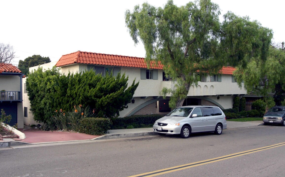 242 Avenida Cabrillo in San Clemente, CA - Building Photo