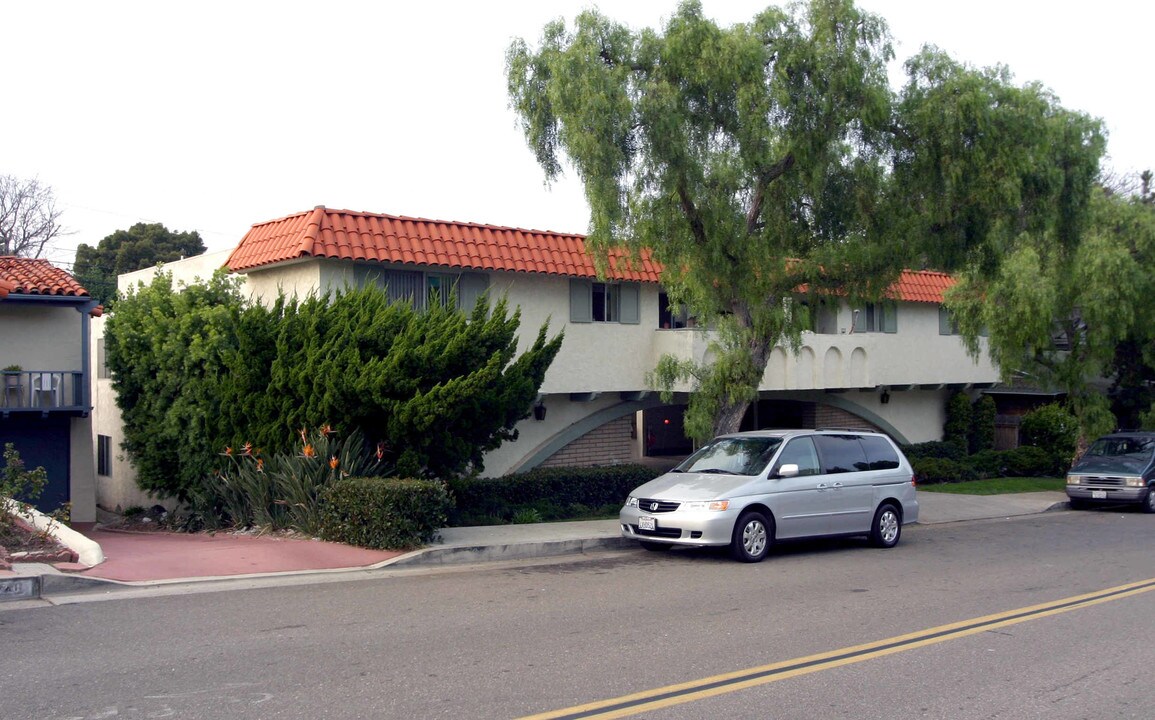 242 Avenida Cabrillo in San Clemente, CA - Foto de edificio