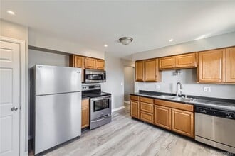 8876 Lipan St in Thornton, CO - Building Photo - Building Photo