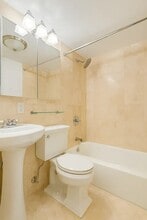 40 Avenue B in New York, NY - Building Photo - Building Photo