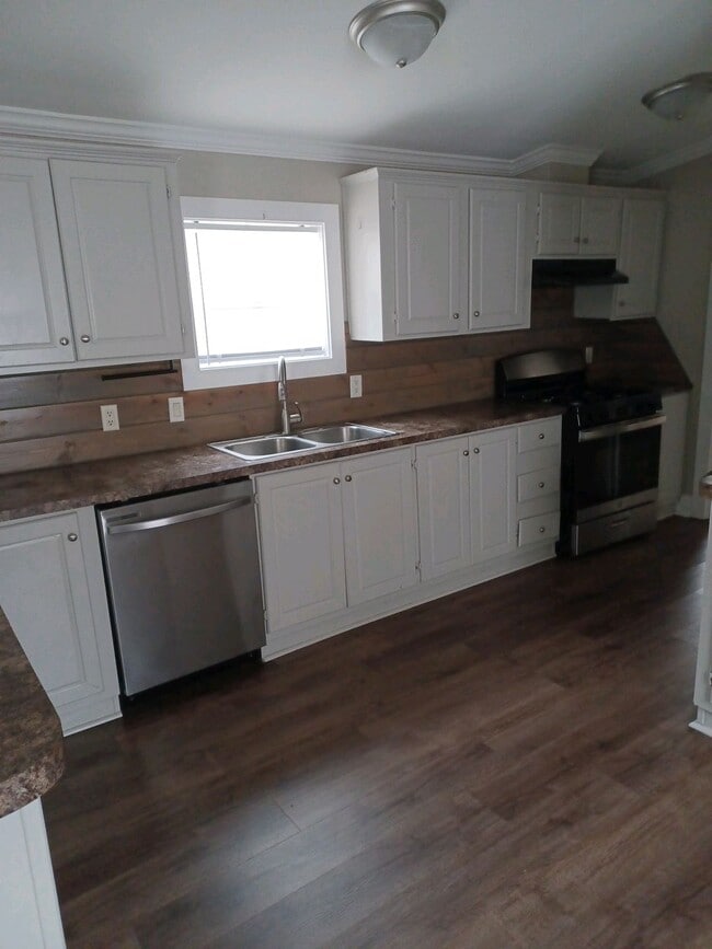 890 Rough Edge Rd in Ruston, LA - Building Photo - Building Photo