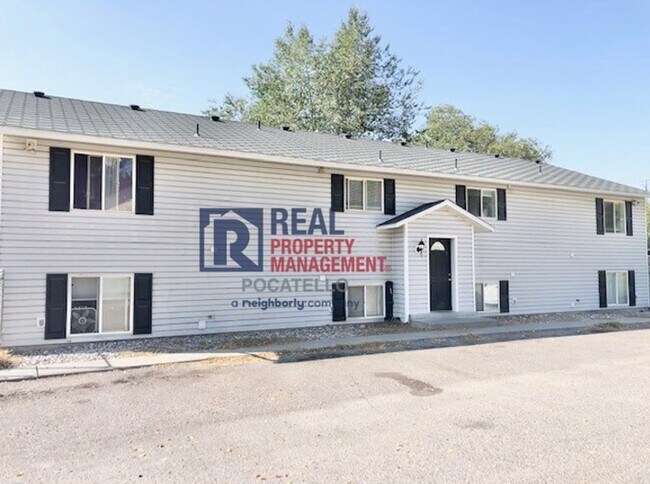 1120 E Poplar St in Pocatello, ID - Building Photo - Building Photo