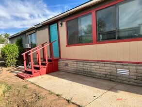 917 Castle Rock St in Page, AZ - Building Photo - Building Photo