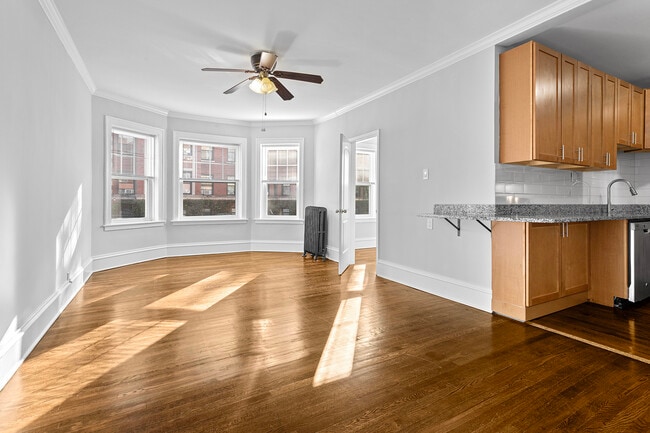 6110 N Winthrop Ave in Chicago, IL - Building Photo - Building Photo