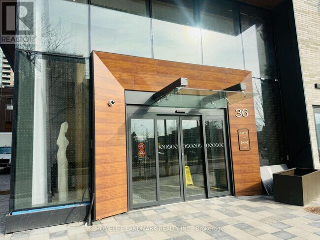 36 Olive Ave in Toronto, ON - Building Photo - Building Photo