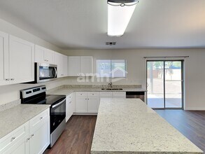 1713 E Bradstock Way in San Tan Valley, AZ - Building Photo - Building Photo