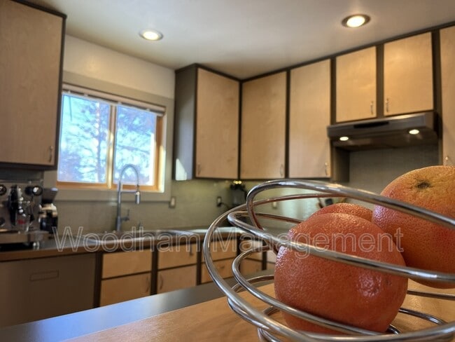 321 N 22nd Ave in Bozeman, MT - Building Photo - Building Photo