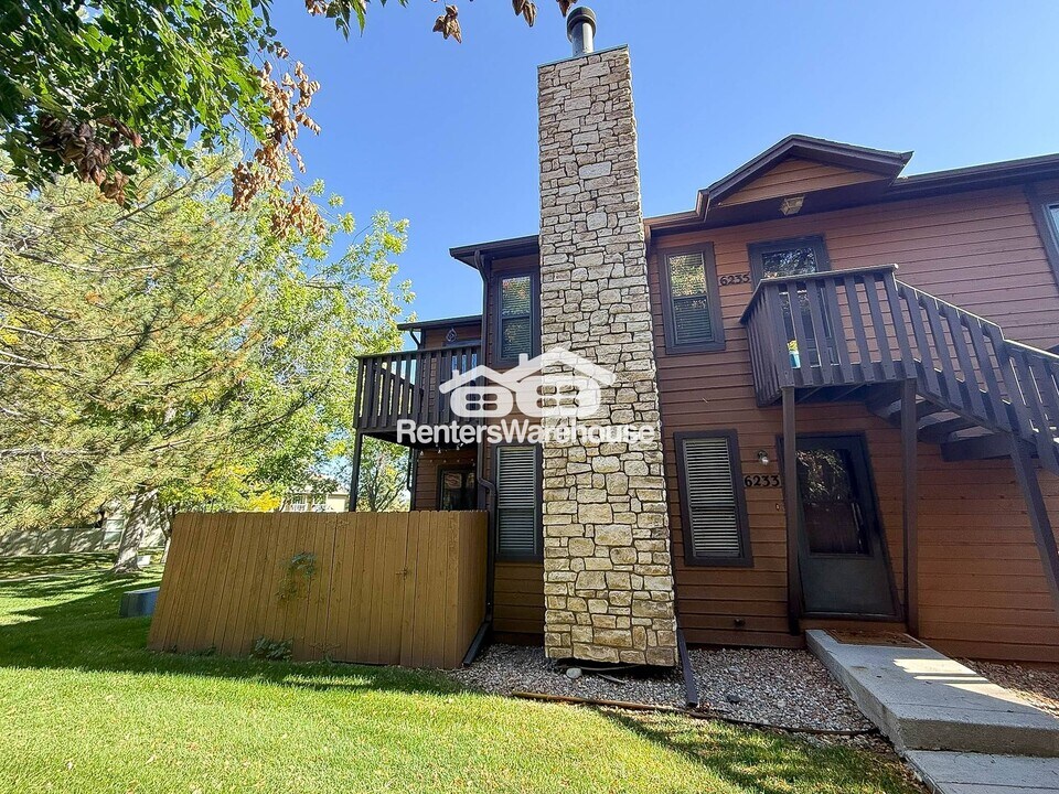 6233 Willow Ln in Boulder, CO - Building Photo