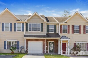 4864 Sierra Way in College Park, GA - Building Photo