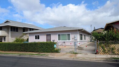 3032 Hinano St in Honolulu, HI - Building Photo - Building Photo