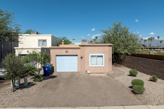 3601 E 4th St in Tucson, AZ - Foto de edificio - Building Photo