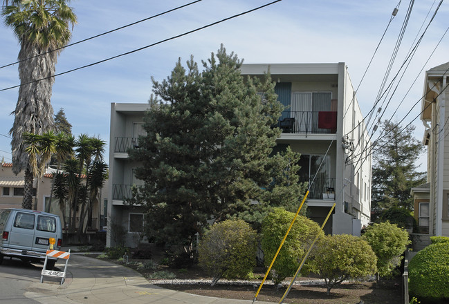 1158 Park Ave in Alameda, CA - Building Photo - Building Photo