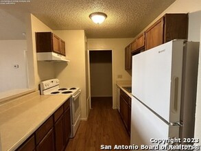 6312 Waddesdon Wood in San Antonio, TX - Building Photo - Building Photo