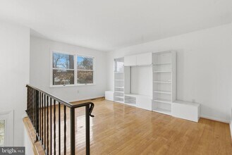 4904 Hollywood Rd in College Park, MD - Building Photo - Building Photo