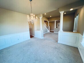 2108 S 18th St in Mount Vernon, WA - Building Photo - Building Photo