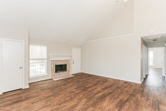 3912 Wanklyn Ct in Dallas, TX - Building Photo - Building Photo