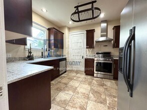 614 N Steele St in Tacoma, WA - Building Photo - Building Photo