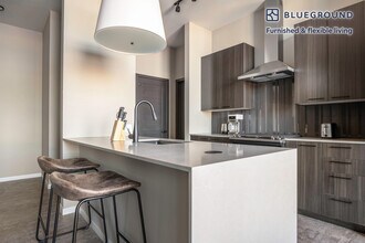 939 W Washington Blvd-Unit -FL14-ID274 in Chicago, IL - Building Photo - Building Photo