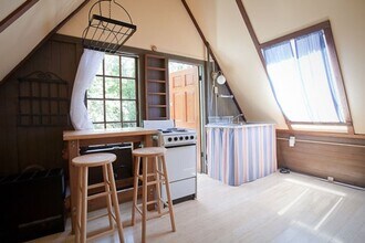 1427 Hawthorne Terrace in Berkeley, CA - Building Photo - Building Photo