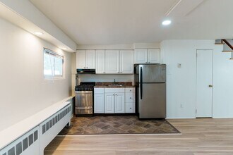 2800 Woodpipe Ln in Philadelphia, PA - Building Photo - Building Photo