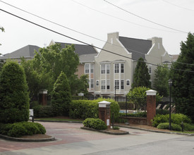 Highland in Atlanta, GA - Building Photo - Building Photo