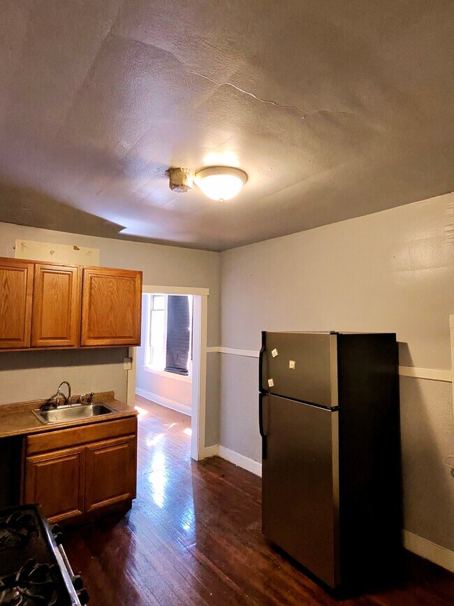 11252 S Eggleston Ave in Chicago, IL - Building Photo - Building Photo