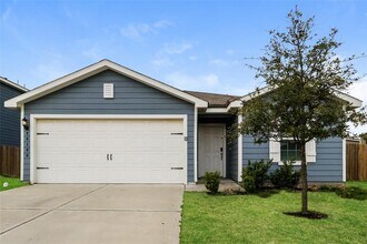26106 Hals Dr in Magnolia, TX - Building Photo - Building Photo
