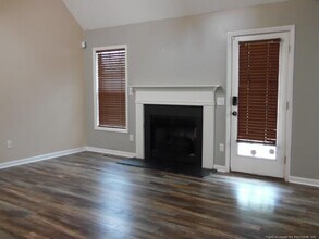 113 Blue Water Dr in Raeford, NC - Building Photo - Building Photo