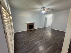 7504 Bear Lake Dr in Fort Worth, TX - Building Photo - Building Photo