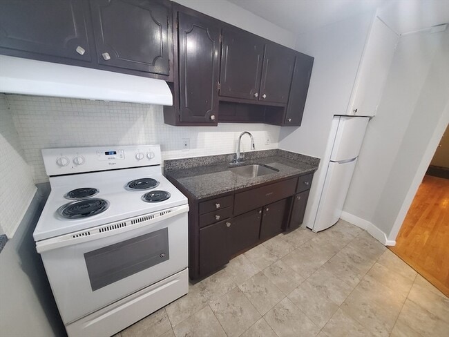 24 Colgate Rd, Unit 5 in Boston, MA - Building Photo - Building Photo