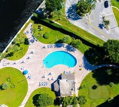 859 Jeffery St, Unit 2080 in Boca Raton, FL - Building Photo - Building Photo