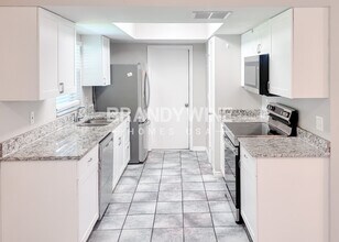 805 Sprucewood Ln in Kissimmee, FL - Building Photo - Building Photo