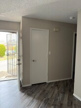 3016 Gregory Ln in Grand Prairie, TX - Building Photo - Building Photo