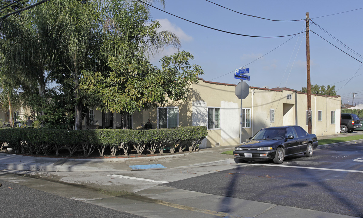 7601 9th St in Buena Park, CA - Foto de edificio