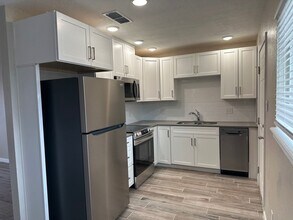 512 W 20th St in Clovis, NM - Building Photo - Building Photo