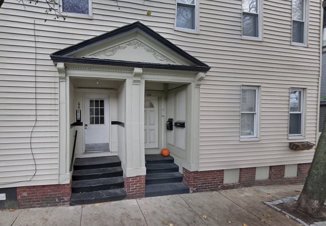 66 Middle St, Unit 3