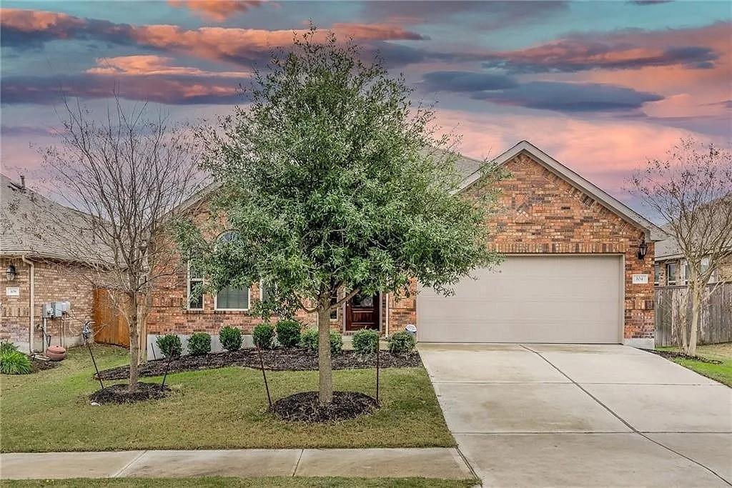104 Lily Turf Cove in Georgetown, TX - Building Photo