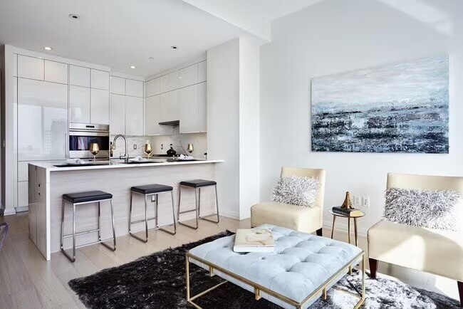 355 Congress St in Boston, MA - Foto de edificio - Building Photo