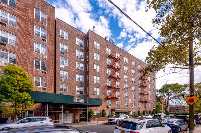 2685 Homecrest Ave