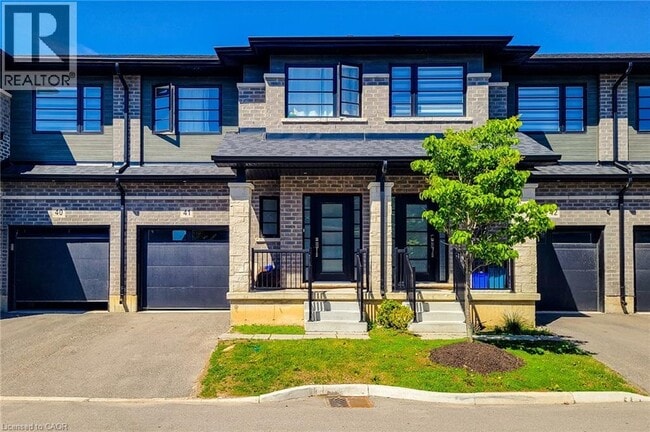 property at 520 Grey St