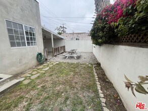849 San Miguel Ave in Los Angeles, CA - Building Photo - Building Photo