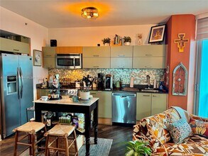 350 S Miami Ave, Unit 3514 in Miami, FL - Building Photo - Building Photo