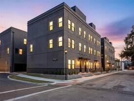 1302 E Kay St in Tampa, FL - Building Photo