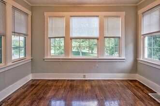 1220 N 52nd St in Omaha, NE - Building Photo - Building Photo