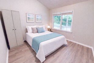2345 Butner Rd in Atlanta, GA - Building Photo