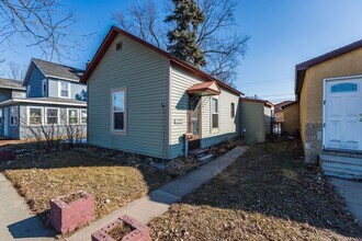 1426 Rose St in La crosse, WI - Building Photo - Building Photo