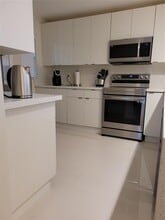 8101 SW 24th Ct, Unit 108 in Davie, FL - Building Photo - Building Photo