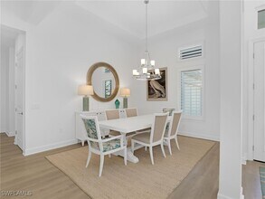 15432 Turin Dr in Naples, FL - Building Photo - Building Photo