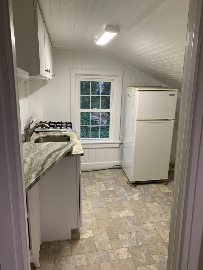 119 E Main St in Port Jefferson, NY - Building Photo - Building Photo