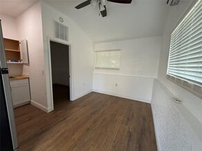 5521 5th Ave N in St. Petersburg, FL - Building Photo - Building Photo